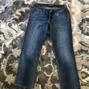 0/25 lucky brand “Sweet’NStraight” jeans